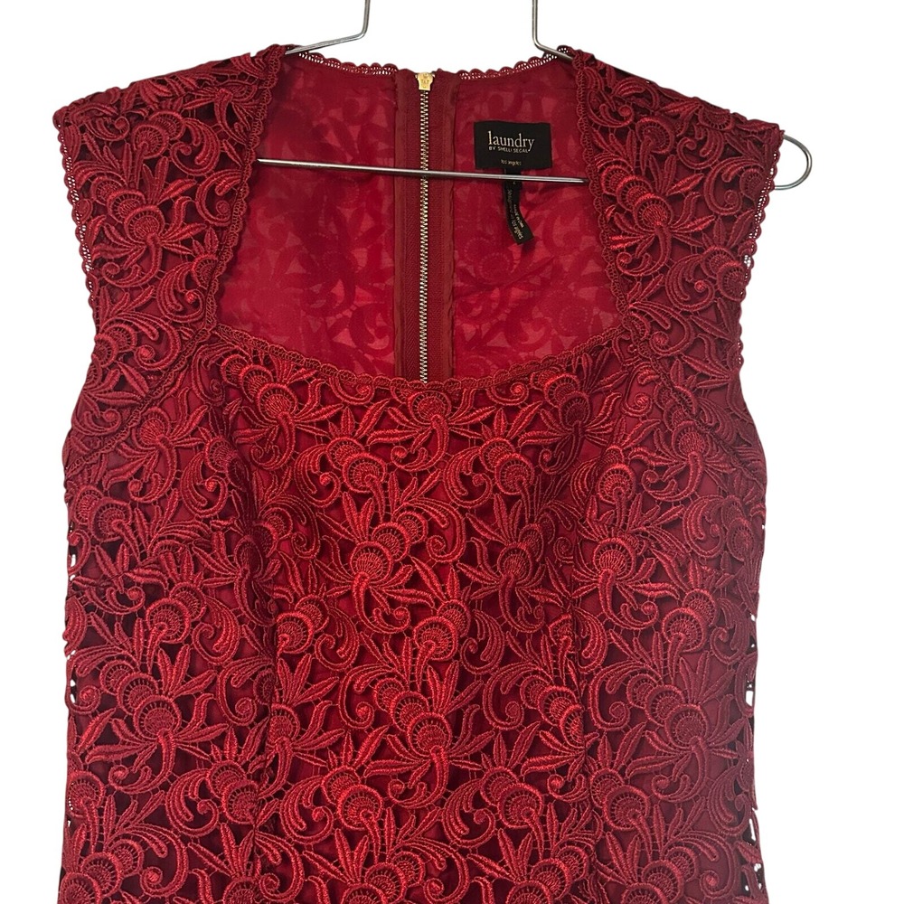 Laundry by Shelli Segal deep red lace dress fitted crochet Size 2‎